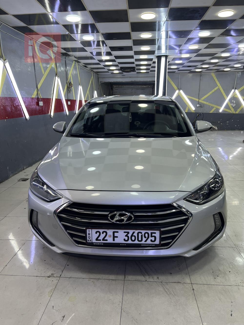 هیوندای ئەلەنترا